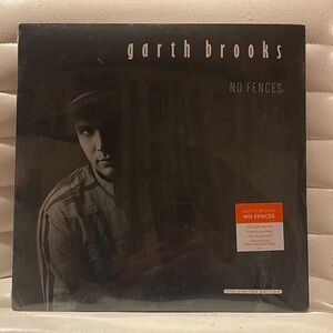 Garth Brooks 'No Fences' Vinyl Record Still Sealed